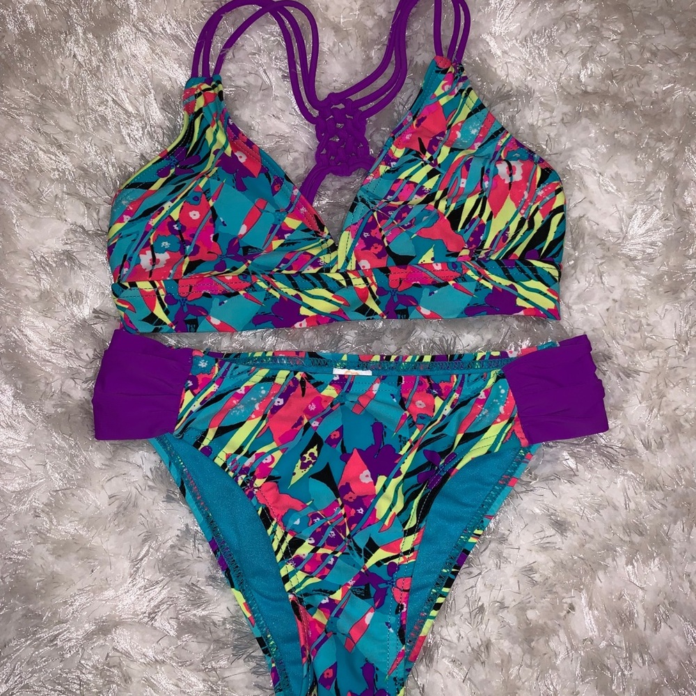 Girl’s Swimsuit